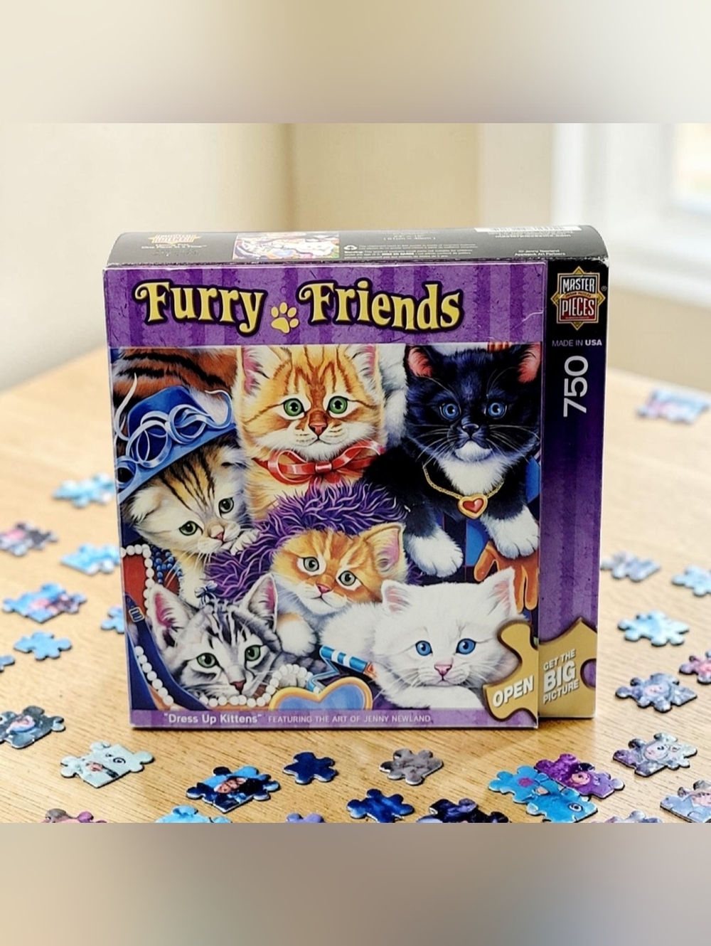 Master Pieces Furry Friends "Dress Up Kittens" 750 Pieces Jigsaw Puzzle Complete